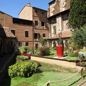 Appartement Dans Le Cloître Saint Salvy à Albi., Albi